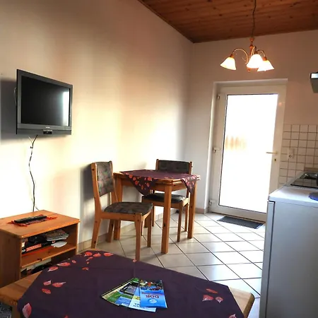 Apartment Haus Roseneck 60 M Zum 4 Zinnowitz